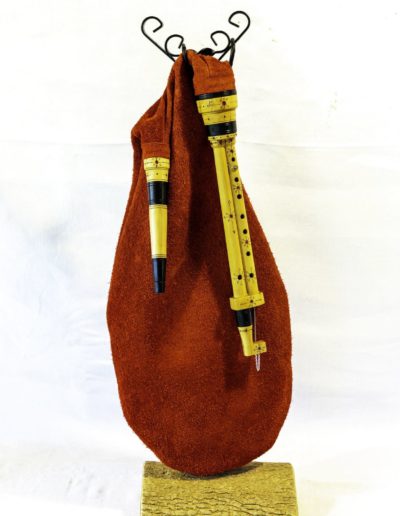 boha or bagpipe from the landes of Gascony from the workshop of wind instrument maker Neofactlandes